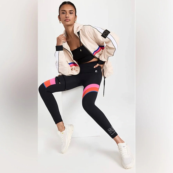 $120 P.E Nation Rewind Legging in Black Size Small Revolve Shopbop - Picture 2 of 11